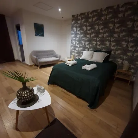 Royal Luxury Jacuzzi Conflans-Sainte-Honorine